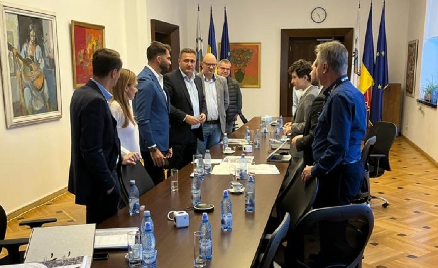 Simona Halep, Horia Tecău şi conducătorii FR Tenis şi COSR au avut o întrevedere cu primarul Nicuşor Dan