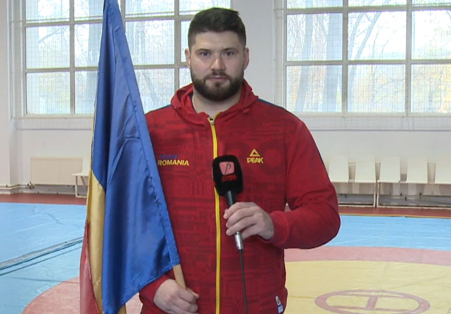 VIDEO EXCLUSIV | ”E o senzaţie unică”. Uriaşul care se cutremură când aude imnul României