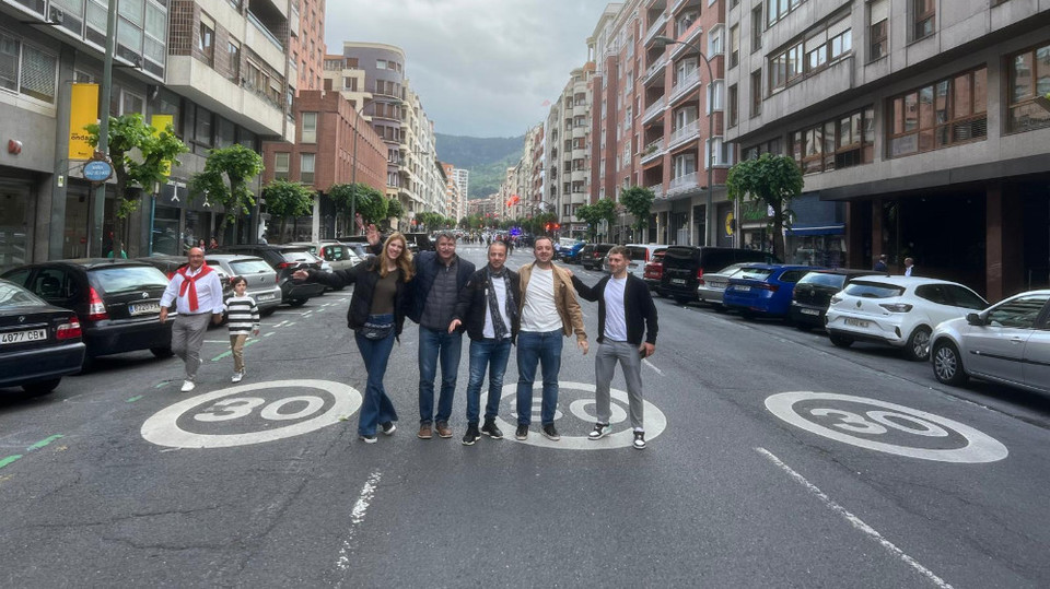 //i0.1616.ro/media/581/3142/38224/22054124/5/bilbao1-castigtori.jpg