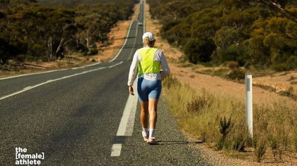 Record istoric pentru o fostă fotbalistă britanică la o cursă de caritate. A străbătut 3.800 de kilometri prin Australia în 60 de zile