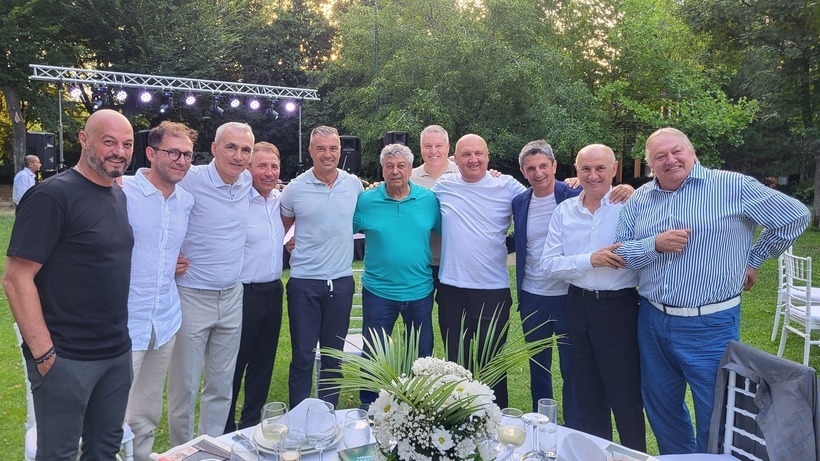 Mircea Lucescu, selecţionerul echipei naţionale a României, împlineşte 80 de ani