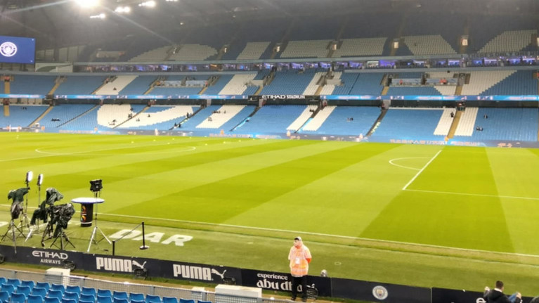 Pe urmele ”febrei” fotbalului englez. Gânduri de pe marile arene din Premier League