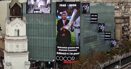 Omagiu pentru Mircea Lucescu în centrul Bucureştiului. “De la kilometrul 0 al României spre toată lumea fotbalului”