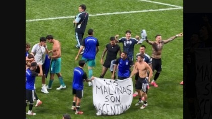 Londra solicită o anchetă FIFA după ce jucătorii argentinieni au afişat un banner despre Insulele Falkland