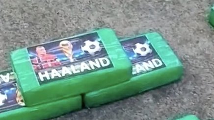 Transport de cocaină cu autocolante cu Erling Haaland 