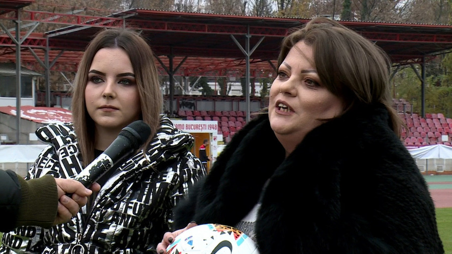 Emoţionant! Ioana Nunweiller a aflat la 19 ani că a fost înfiată. "Nu mă puteau iubi mai mult şi dacă eram a lor". Amintiri cu "câinele roşu" Nelu Nunweiller şi un reportaj special pe stadionul Dinamo