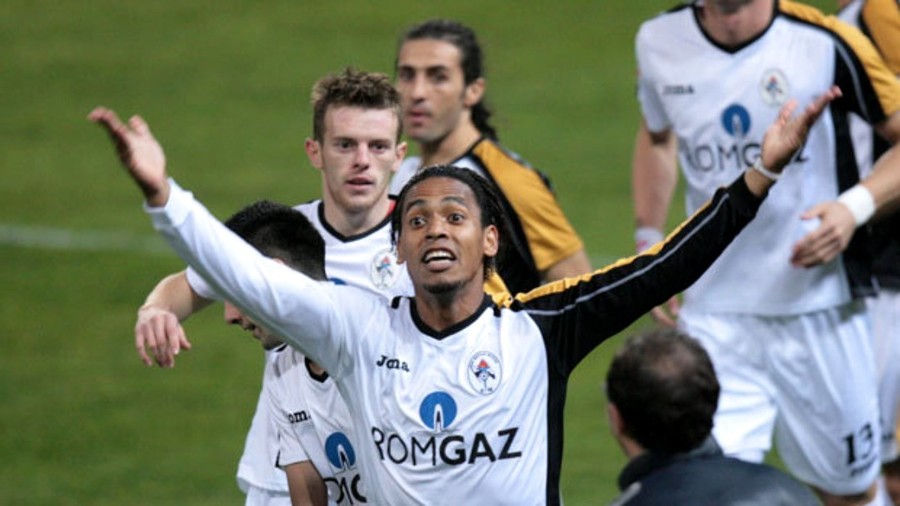 EXCLUSIV | Unul din cei mai buni străini din istoria primei ligi se cere la CSA Steaua. ”Este adevărata Steaua, orice jucător şi-ar dori să meargă acolo”