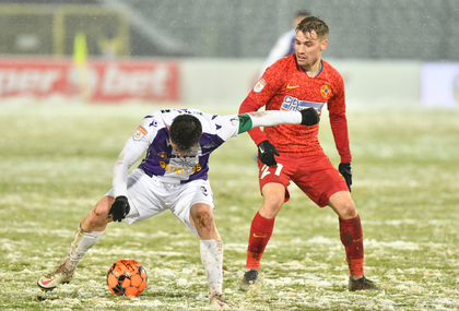 VIDEO ǀ Noroc cu rezervele! Fără să impresioneze, FCSB a învins FC Argeş cu 2-1, prin golurile lui Oct. Popescu şi Gheorghe