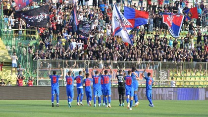 FCSB dezamăgeşte, dar fanii îi sunt alături. Câte bilelete s-au vândut pentru returul cu Dunajska Streda