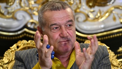 VIDEO EXCLUSIV ǀ Gigi Becali atacă stafful FCSB-ului: ”Bem o cafeluţă, mâncăm un fursec. Pune-l, mă, la muncă!”