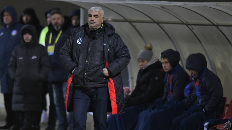 EXCLUSIV | ”De ce să ne ascundem? Asta e realitatea”. Ioan Ovidiu Sabău nu crede că Leo Strizu o va pregăti în realitate pe FCSB