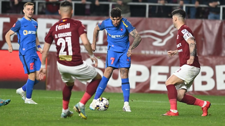 VIDEO ǀ Rapid – FCSB 1-0! Paradele fabuloase ale lui Horaţiu Moldovan şi golul lui Alexandru Albu îi îndepărtează pe ”roş-albaştri” de titlu