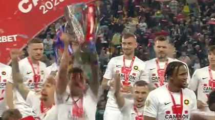 VIDEO | A căzut recordul de asistenţă pe Arena Naţională! 54.673 de oameni au asistat la sărbătoarea titlului. Ilie Năstase a înmânat celor de la FCSB trofeul Superligii