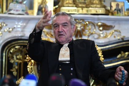 Becali e gata să încaseze milioane după ce îl vinde în Premier League, dar dinamovistul îi dă vestea proastă: ”E gafeur. Nu ştie să se oprească!”

