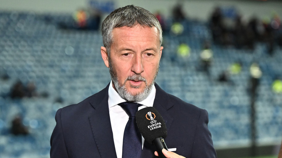 MM Stoica, dat pe spate de un jucător de la FCSB după victoria cu „U” Cluj: „Imperial”