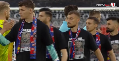 VIDEO | Jucătorii de la FCSB au oferit tricourile de campioni fanilor prezenţi pe Cluj Arena