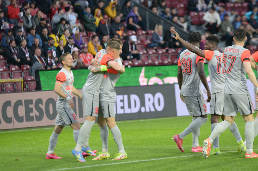 Fostul mare internaţional, dat pe spate de perla FCSB-ului : „Excepţional, bravo! Asta e de mare atacant!" | VIDEO EXCLUSIV