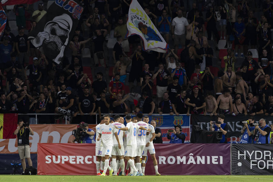 FCSB a pus ochii pe doi jucători