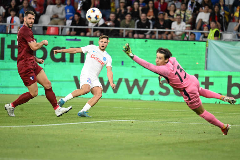 Gigi Becali a intrat în direct şi a dezvăluit echipa de start a FCSB-ului pentru returul cu Inter D’Escaldes! Singura „nebuloasă” a patronului: „Nu am ce să fac”