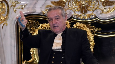 Gigi Becali a intrat în direct şi a anunţat primul 11 al FCSB-ului pentru meciul cu Aberdeen! Revine un titular + Singura necunoscută din formula de start