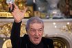 Gigi Becali, decizie radicală în privinţa vedetei! "Nu va mai juca niciodată atacant"