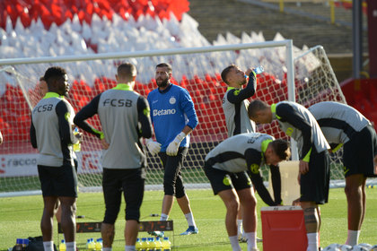 Antrenorul lui Aberdeen nu s-a ferit de cuvinte înainte de duelul cu FCSB: ”Are jucători buni, dar are şi puncte slabe!”

