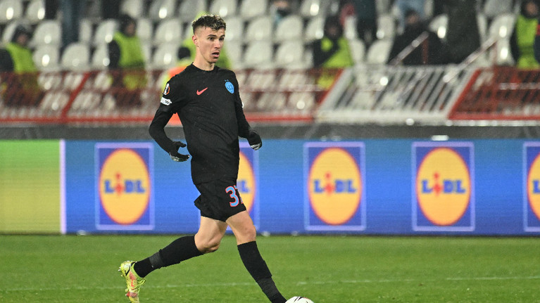 Gigi Becali, atac frontal la Tavi Popescu. ”Toate mingile le pierzi, joci la mişto meci de meci”