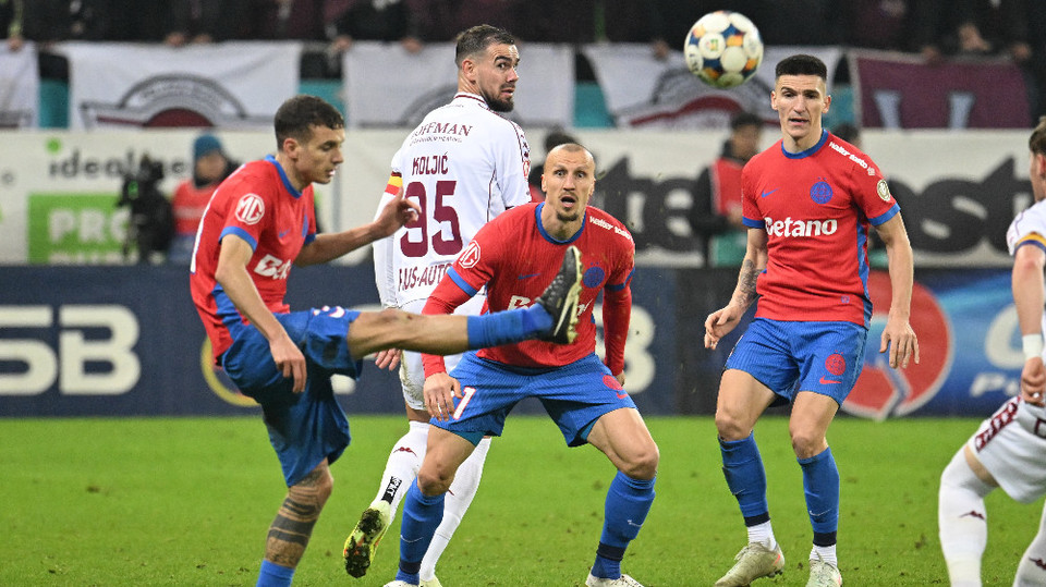 //i0.1616.ro/media/581/3142/38227/22295487/1/fcsb-rapid-bucuresti-superliga-superbet-21-12-2025-1.jpg