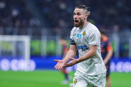 Cu ce echipă se luptă FCSB pentru semnătura lui Ofri Arad