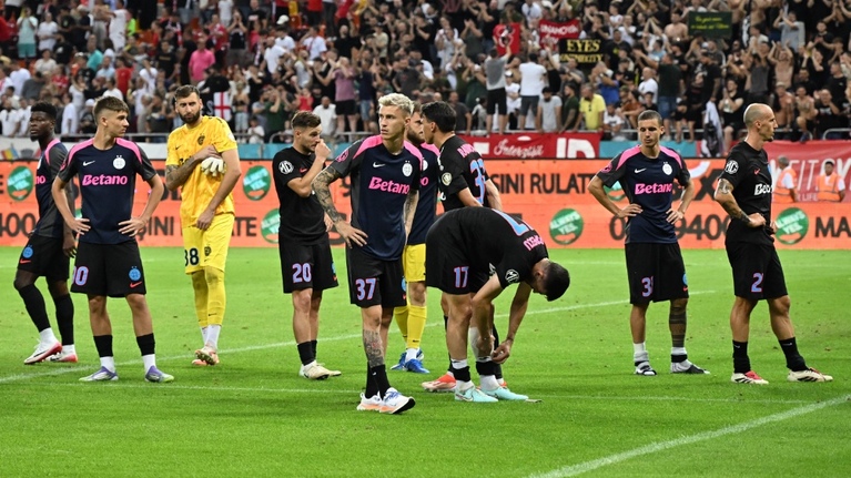 A început curăţenia generală! Gigi Becali dă afară doi jucători după ce FCSB a ratat play-off-ul: "Nu ai ce să faci cu ei"