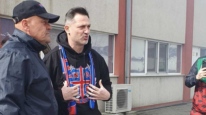 VIDEO | Peluza Nord i-a făcut o primire călduroasă lui Mirel Rădoi. ”Trebuie să fim împreună”