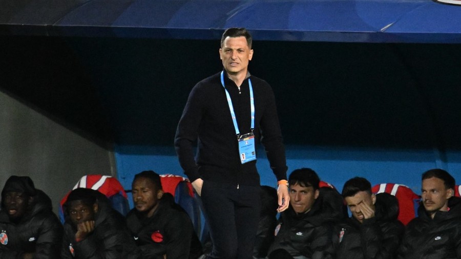 VIDEO | E gata! Mirel Rădoi a făcut anunţul despre plecarea de la FCSB: "Pentru mulţi par mai prostuţ"