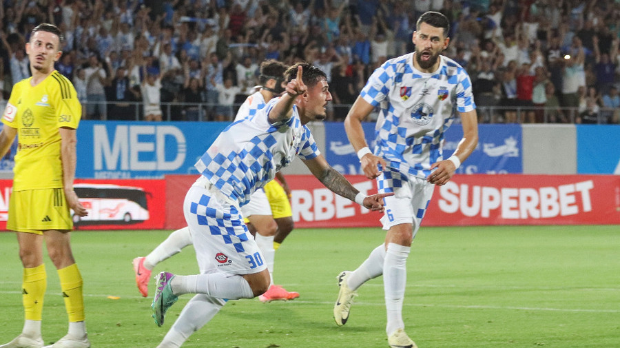 Florin Maxim are încredere în jucătorul Corvinului propus la FCSB: "În orice echipă s-ar potrivi" | EXCLUSIV