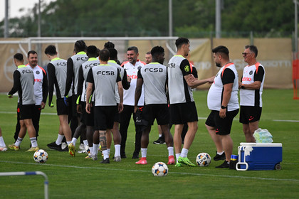 OUT de la echipa naţională! Dezastru pentru jucătorul de la FCSB pe care Becali vrea să-l dea afară 