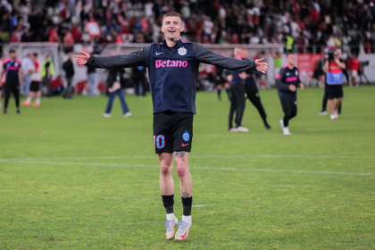 Şi-a săpat Tănase propria groapă după ce a semnat prelungirea contractului? Primele impresii după ce golgheterul FCSB-ului a ales să rămână la echipă: "Această situaţie va duce la o răcire a relaţiei" | VIDEO EXCLUSIV