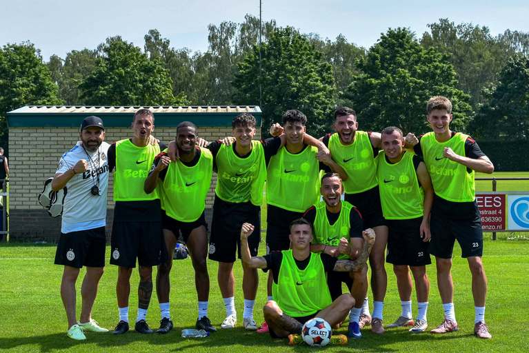”GPS-ul ne arată nişte date aproape greu de crezut”. Un fotbalist de la FCSB face senzaţie în cantonamentul din Olanda | VIDEO EXCLUSIV 