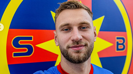 Denis Drăguş, emoţionat după ce a semnat cu FCSB. ”O să joc pentru cea mai iubită echipă din România”