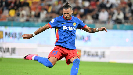 Reacţia lui Karlo Muhar după ce a fost schimbat la pauză la debut. ”Toată lumea ştie ce club este”