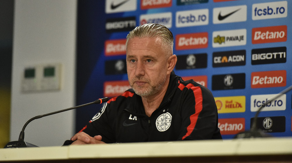 //i0.1616.ro/media/581/3142/38227/22806367/1/laurentiu-reghecampf-antrenor-fcsb-24-09-2026.jpg