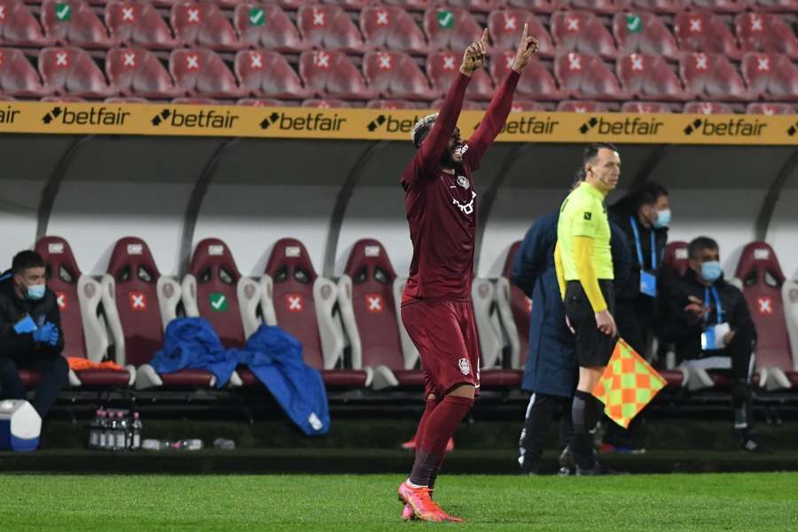 VIDEO | Omrani e în formă înaintea derby-ului FCSB - CFR Cluj. "Mă simt foarte bine. Mergem acolo cu multă încredere"