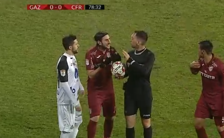 CFR Cluj, arbitrată din nou de George Găman. Episoade ciudate petrecut la un meci cu Gaz Metan în 2020