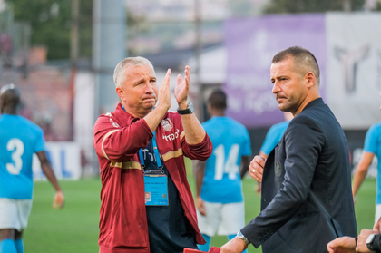 CFR Cluj stă pe un butoi de pulbere. Ce s-a întâmplat după eşecul cu Sivasspor şi cum a reacţionat Dan Petrescu 