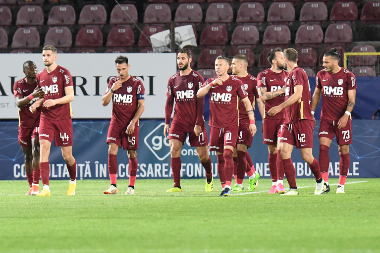 Lovitură dură încasată de CFR Cluj! Un jucător de bază s-a accidentat şi ratează partida cu Petrolul