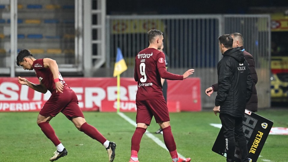 //i0.1616.ro/media/581/3142/38228/21807974/1/petrolul-ploiesti-cfr-cluj-superliga-superbet-19-10-2024-3.jpg