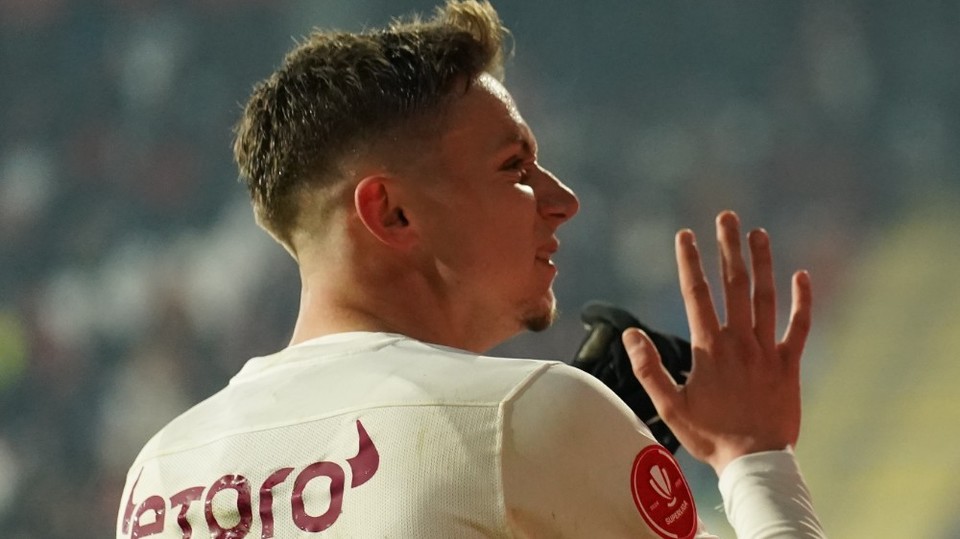 //i0.1616.ro/media/581/3142/38228/22094584/1/uta-arad-fc-cfr-1907-cluj-superliga-superbet-10-02-2025.jpg