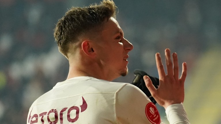 S-a aflat unde va juca Louis Munteanu. ”Va fi o soluţie viabilă pentru echipa naţională”