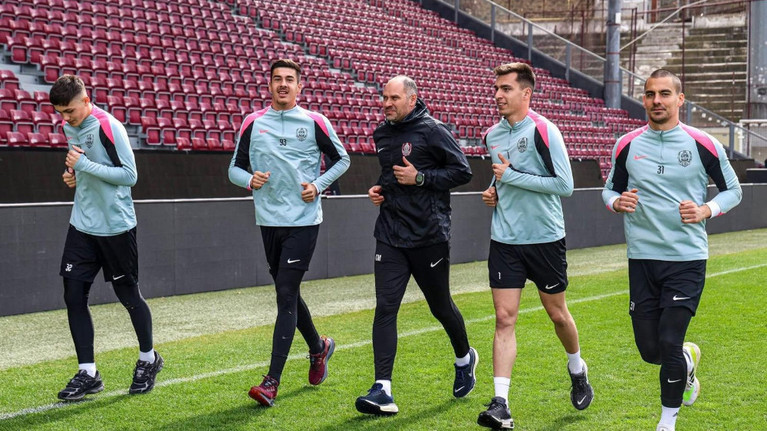 Viitorul portar al CFR-ului are 15 ani: "Am încredere că-l debutează sezonul viitor! Ţineţi minte acest nume" | EXCLUSIV
