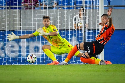 CFR Cluj dă o nouă lovitură pe piaţa transferurilor! Un golgheter din Europa este aşteptat în Gruia