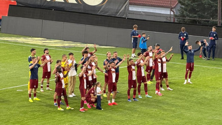 Un atacant cu peste 200 de meciuri în Superligă a bătut palma cu CFR Cluj!