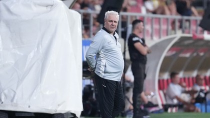Doi dintr-un foc! Şumudică i-a dat afară de la CFR Cluj chiar înaintea derby-ului cu FCSB